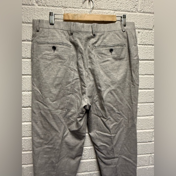 Munro Men's Light Gray Chinos 34-36 - Picture 7 of 9